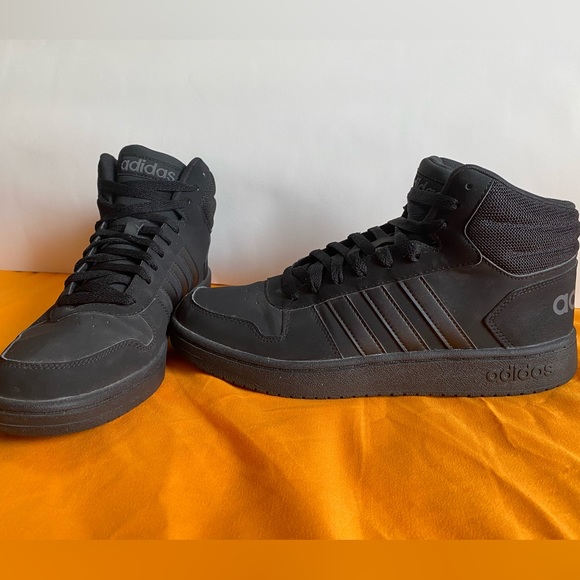 Men’s Adidas Hoop 3.0 Mid Sneakers - Black Size 9 - Picture 2 of 8